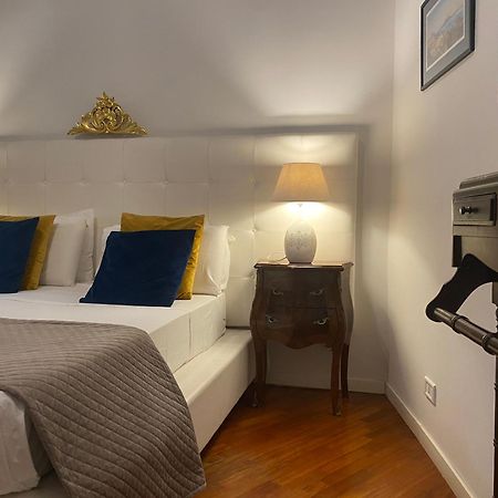 RealPartenope B&B 284 Neapel Exterior foto