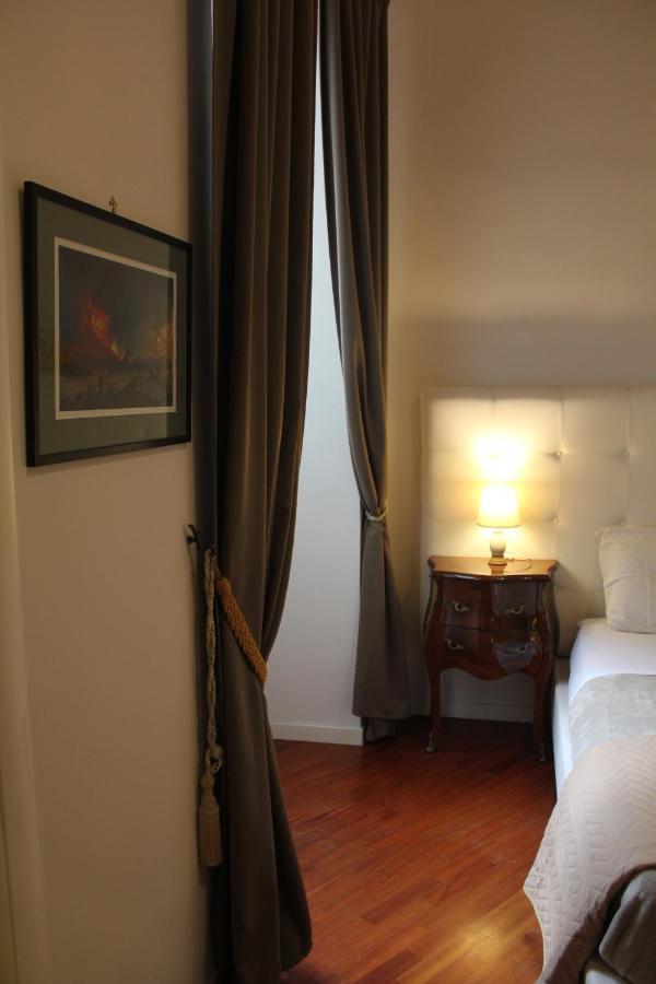 RealPartenope B&B 284 Neapel Exterior foto
