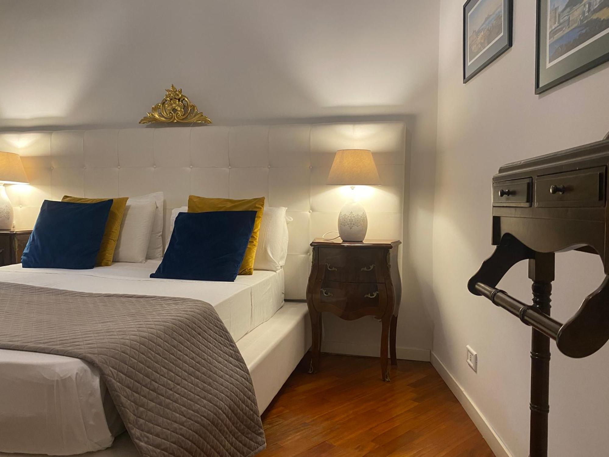 RealPartenope B&B 284 Neapel Exterior foto