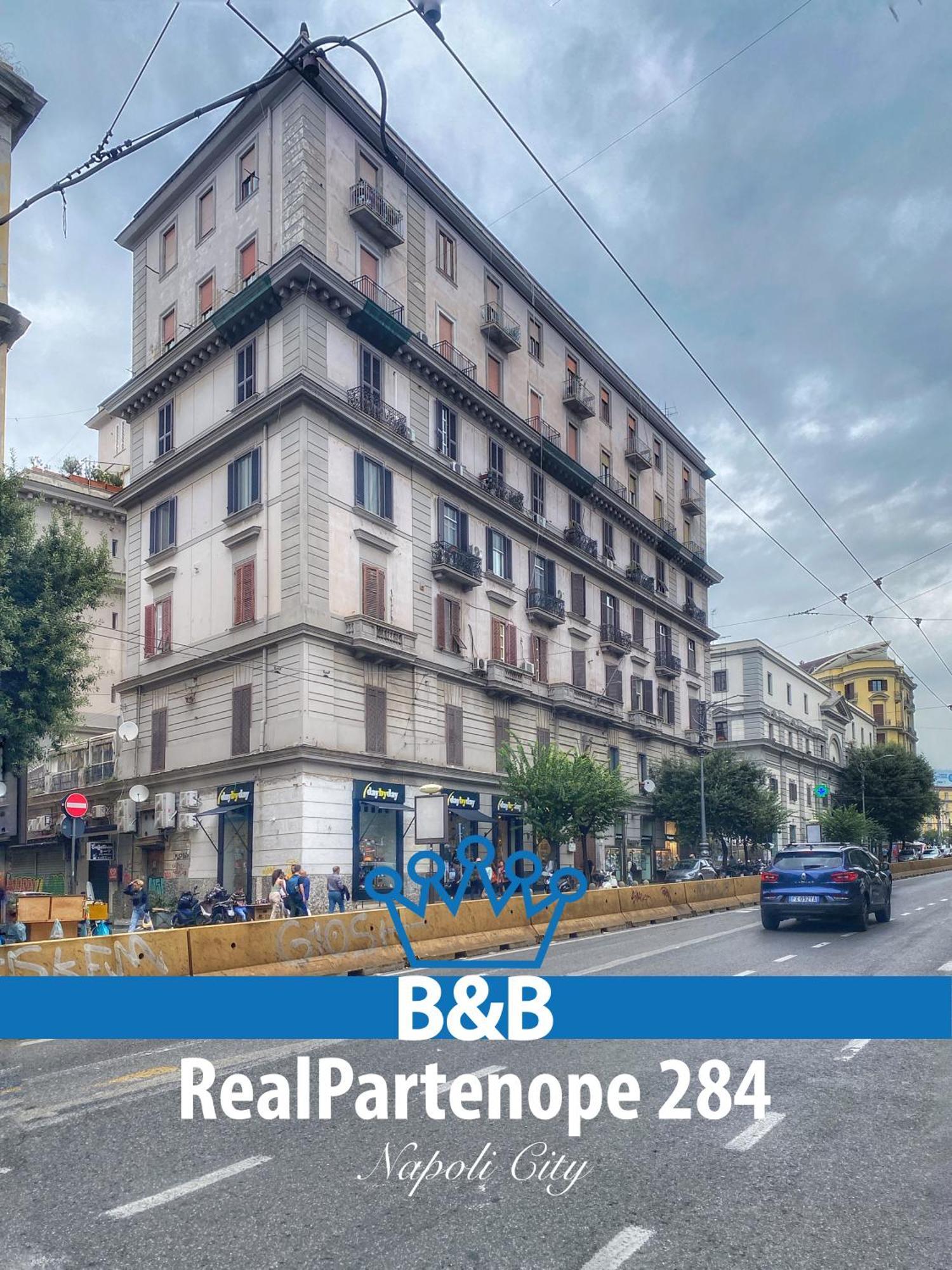RealPartenope B&B 284 Neapel Exterior foto